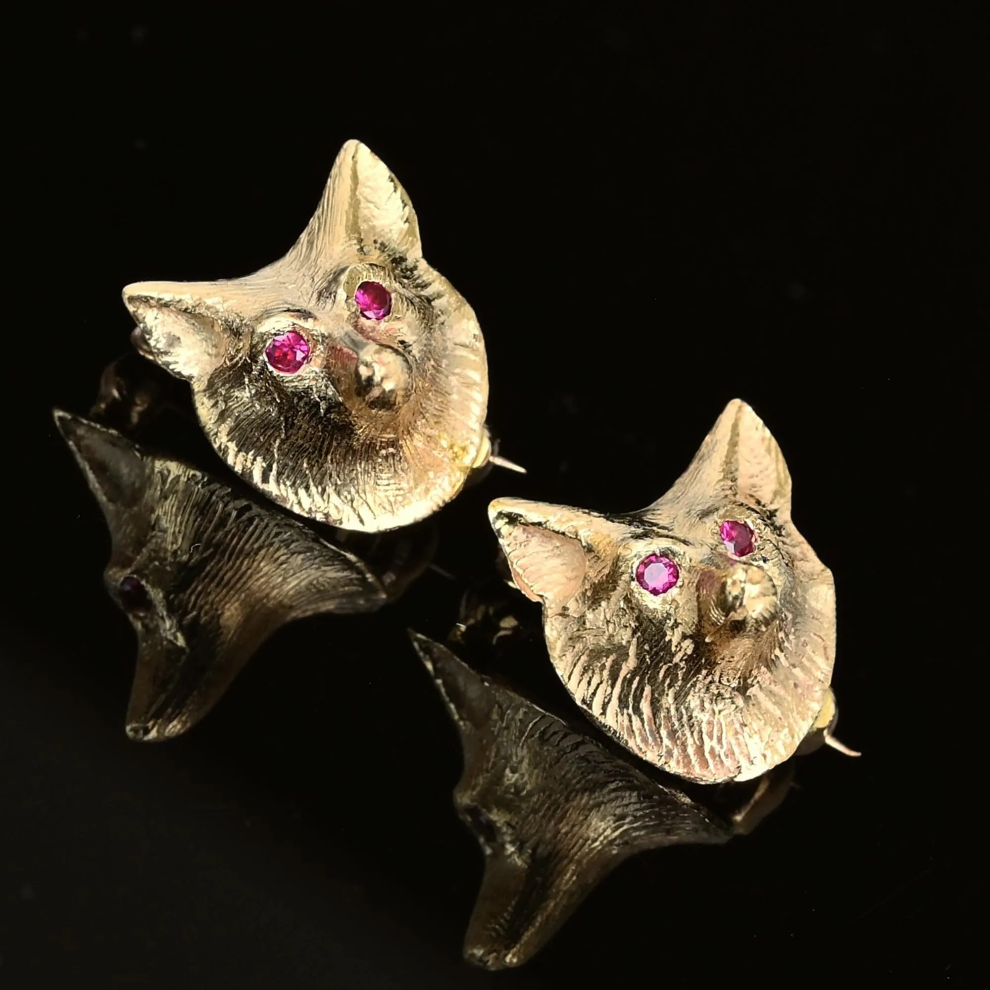 Antique 14K Gold Pair of Ruby Eye Fox Brooch Scatter Pins