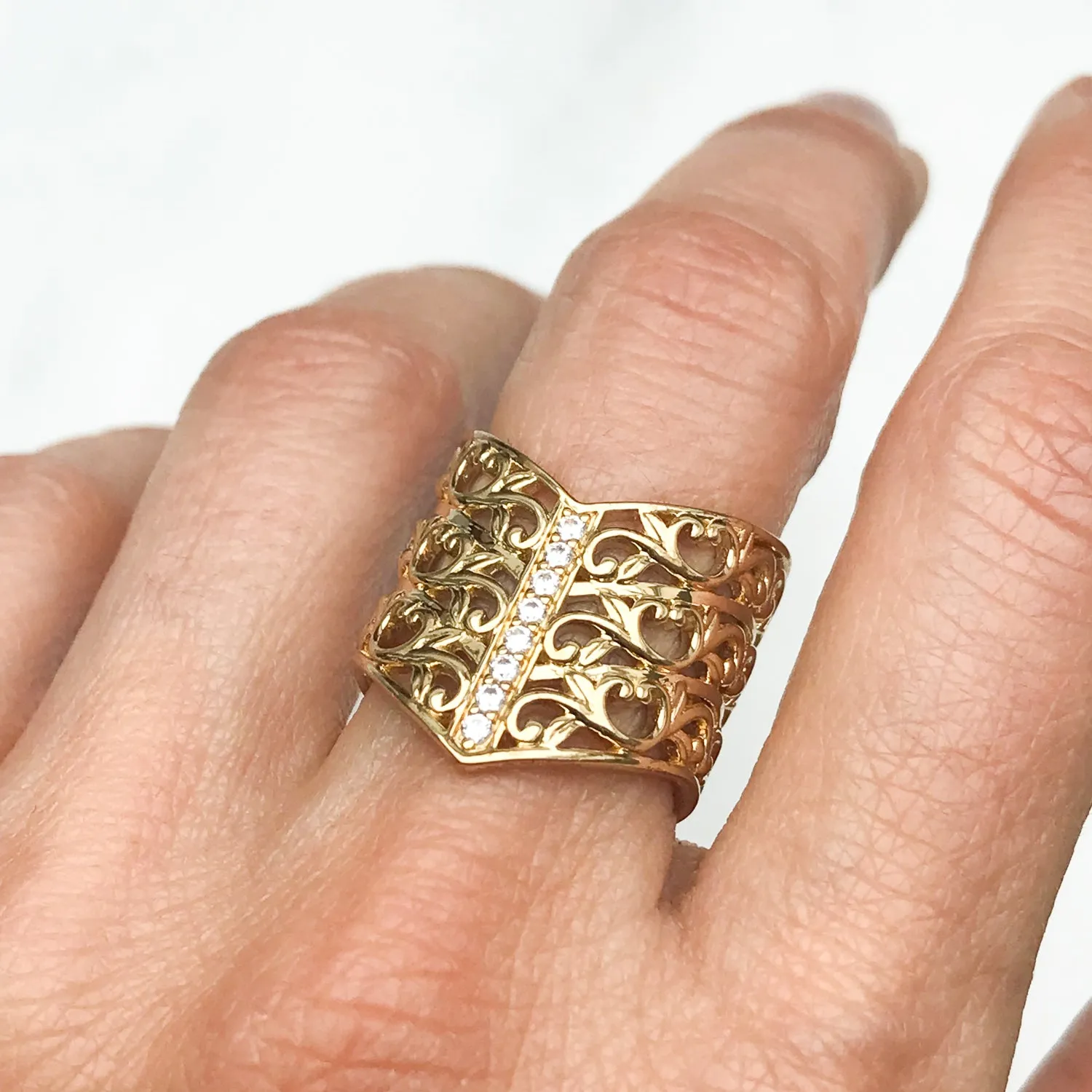 Artisan Filigree Ethical Gold & Diamonds Wishbone Jacket Ring