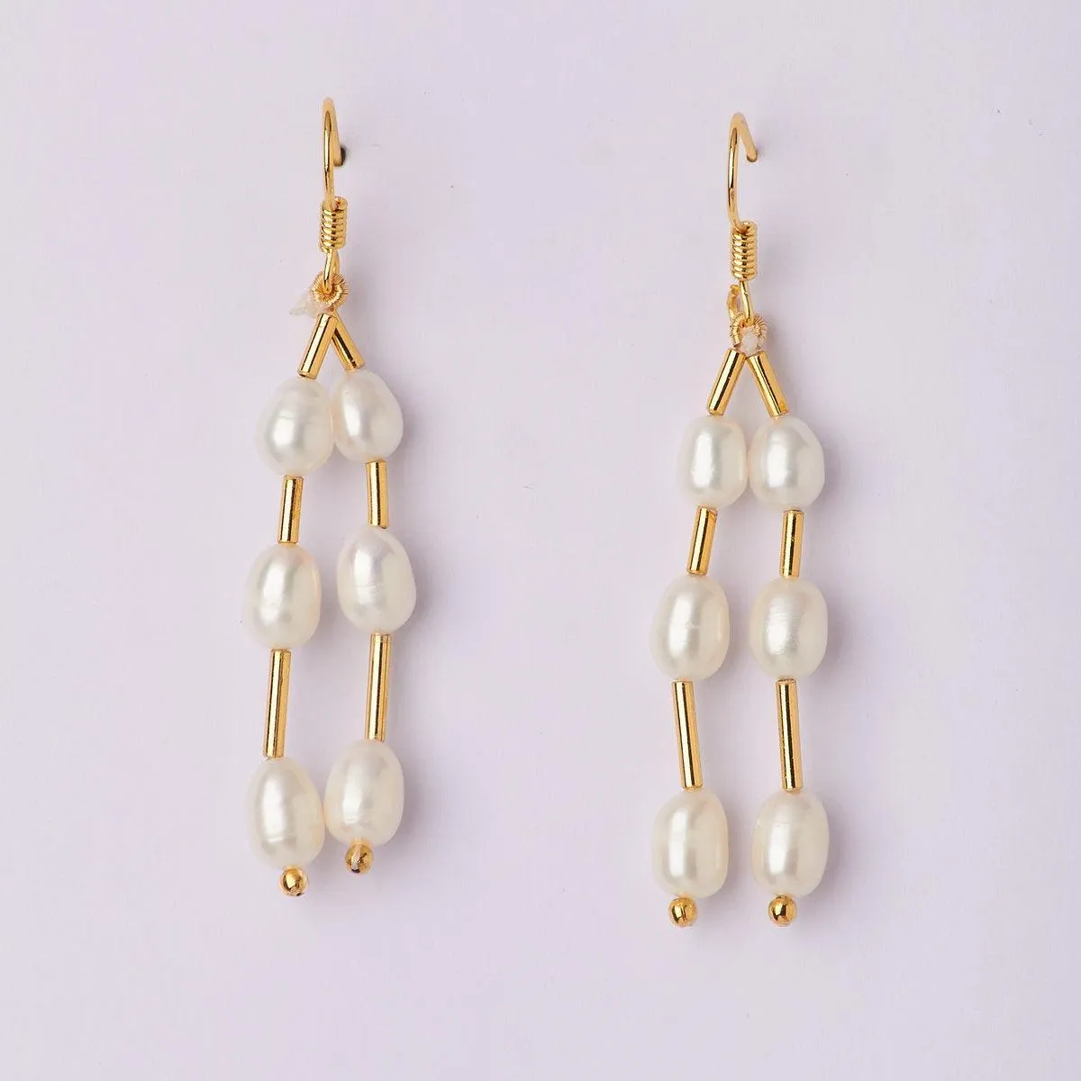 Elegant Hanging Pearl Earring