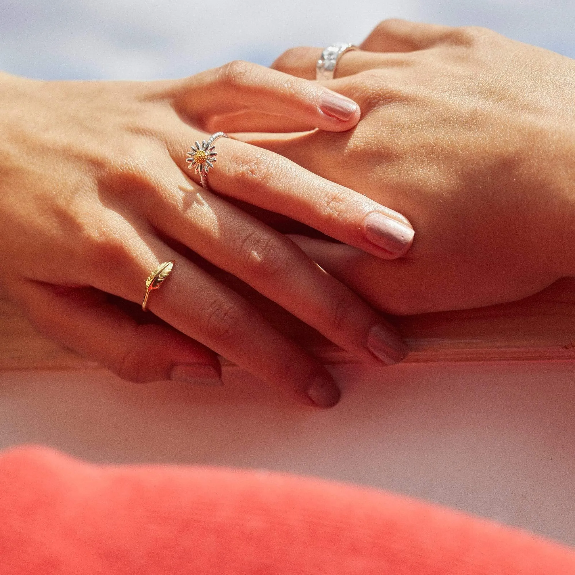 English Daisy Rope Ring