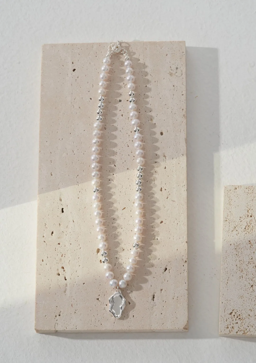 Pearl Necklace With Delicate Pendant