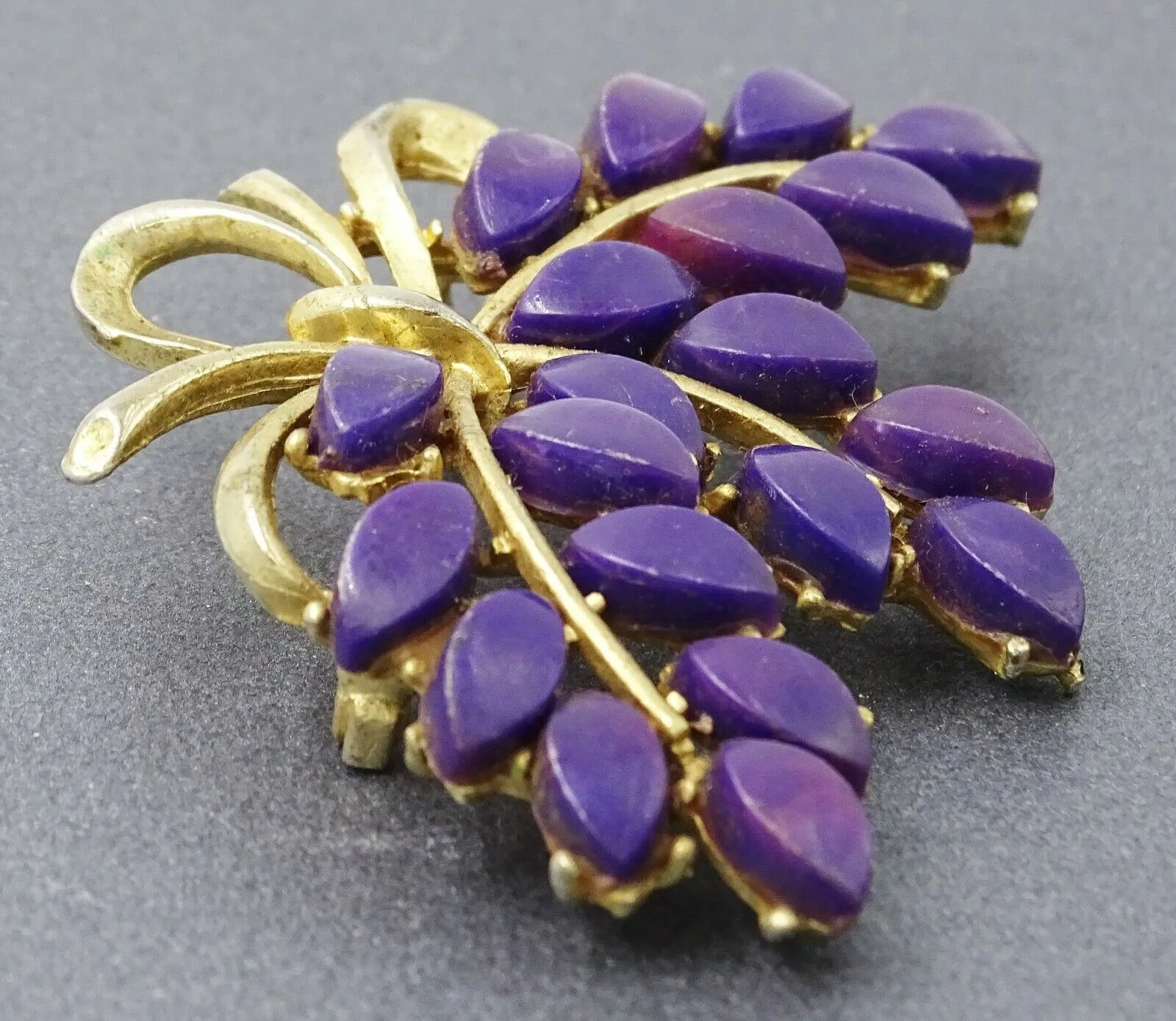 Purple Lucite Bouquet Brooch Art Nouveau Vintage Collectable Jewellery