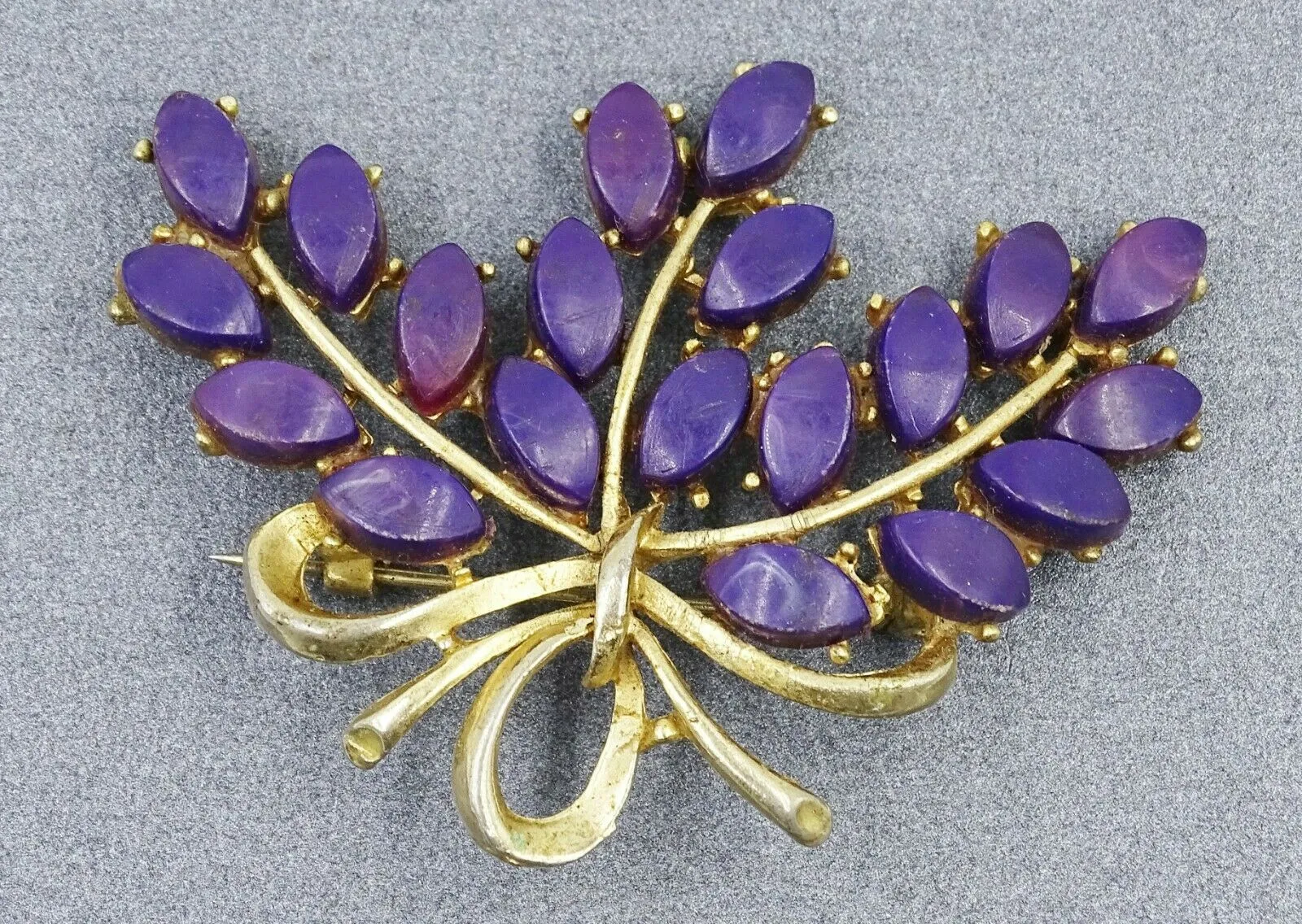 Purple Lucite Bouquet Brooch Art Nouveau Vintage Collectable Jewellery