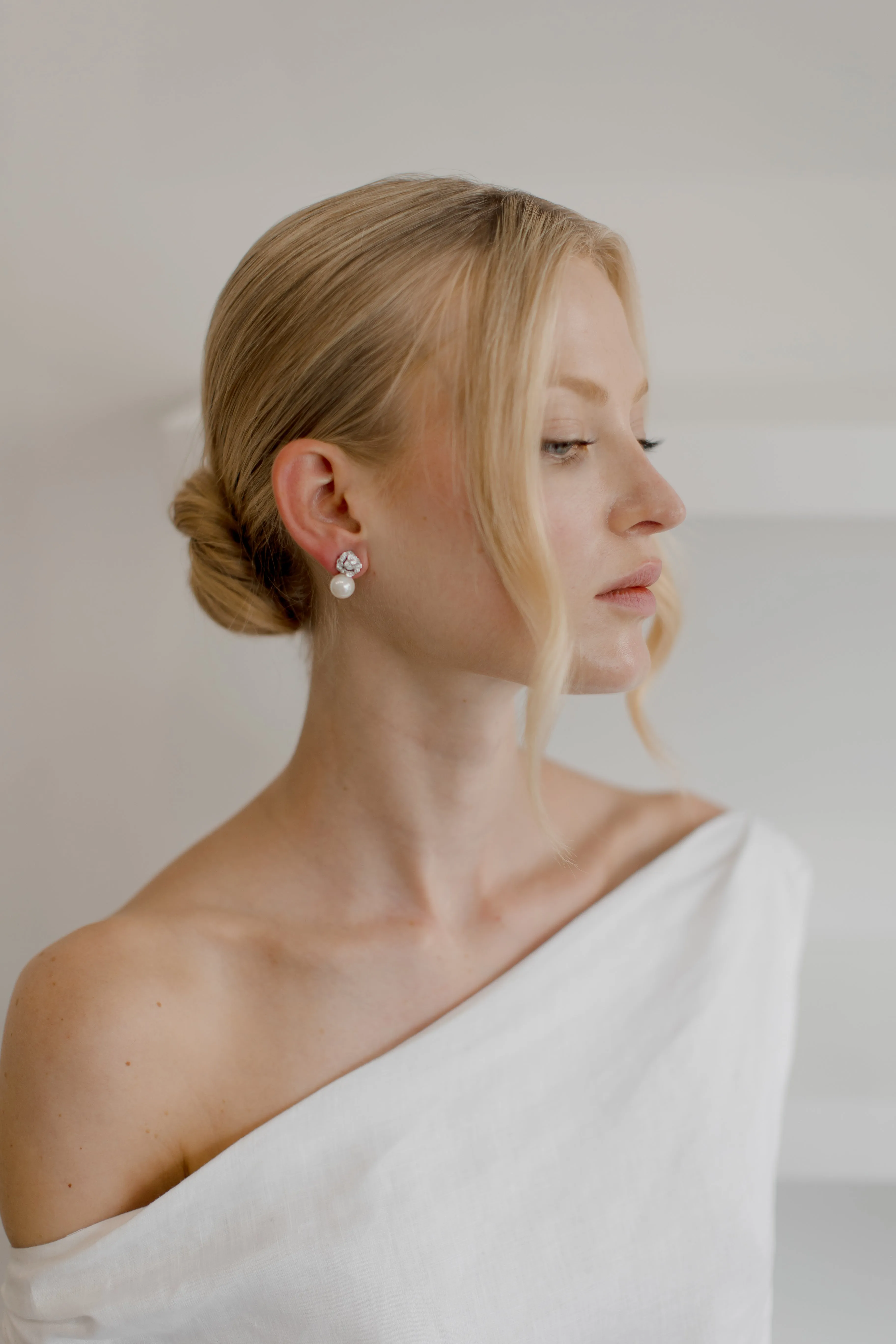 Rosa - Pearl and Crystal Bridal Stud Earrings