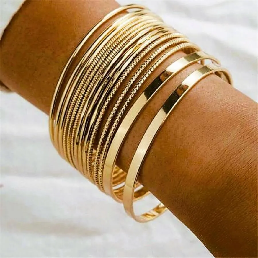 Signature Gold Bangle Bracelet Set