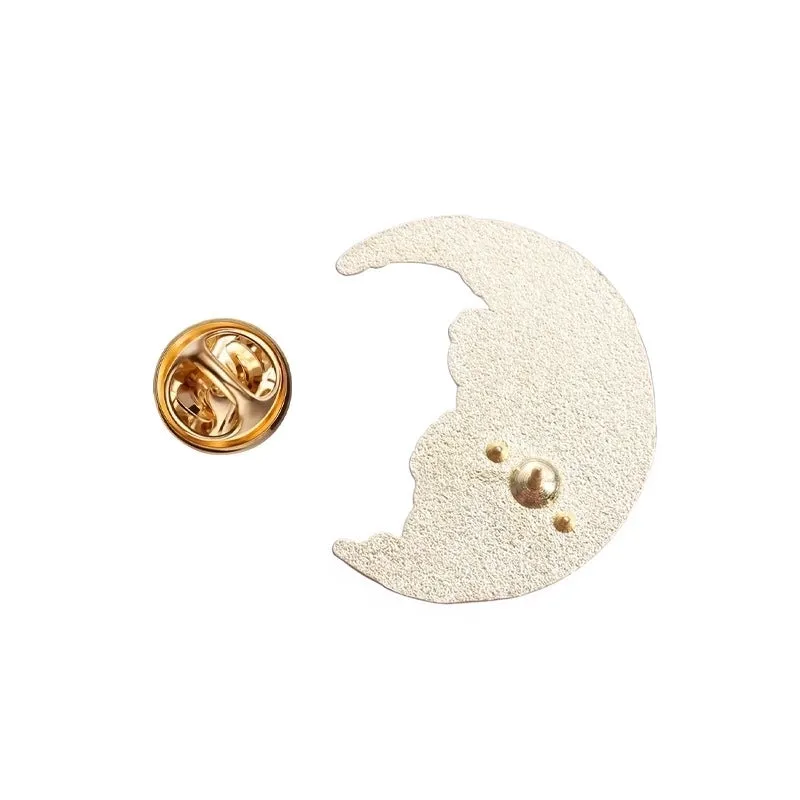 Simple Style Classic Style Artistic Moon  Skull Alloy Stamping Stoving Varnish Plating Women's Brooches