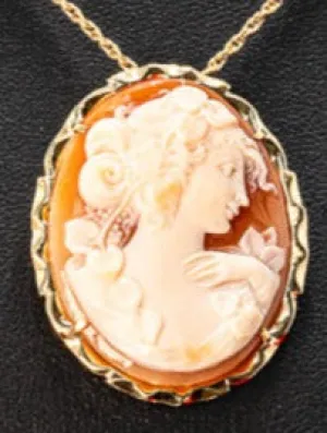 Valentine's Treasure: 14K Yellow Gold Cameo Brooch/Pendant - Elegance Redefined